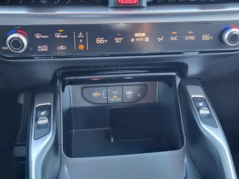 New 2026 Kia Sorento EX AWD/4WD image 22