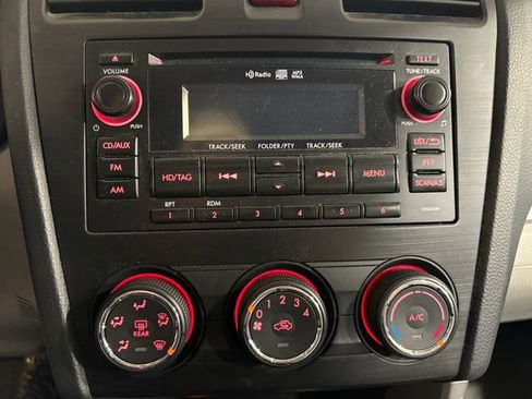 Used 2015 Subaru Forester 2.5i Premium w/ All-Weather Package image 14