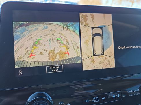 Used 2023 Nissan Armada SL image 25