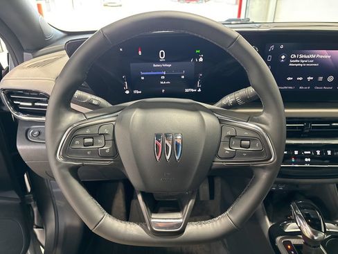 Used 2025 Buick Envista Avenir FWD image 14