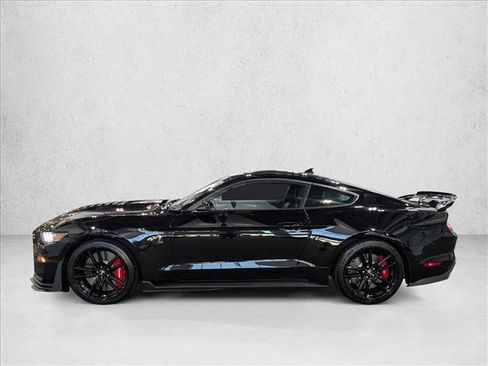 Used 2021 Ford Mustang Shelby GT500 w/ Technology Package image 9