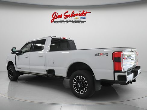 Used 2025 Ford F250 Platinum AWD/4WD image 4
