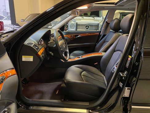 Used 2008 Mercedes-Benz E 350 Sedan image 33