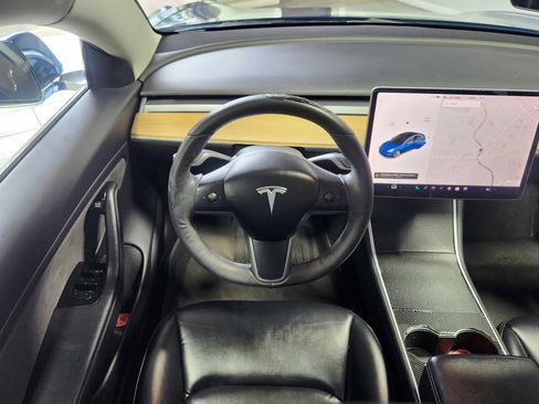Used 2019 Tesla Model 3 Long Range RWD image 18