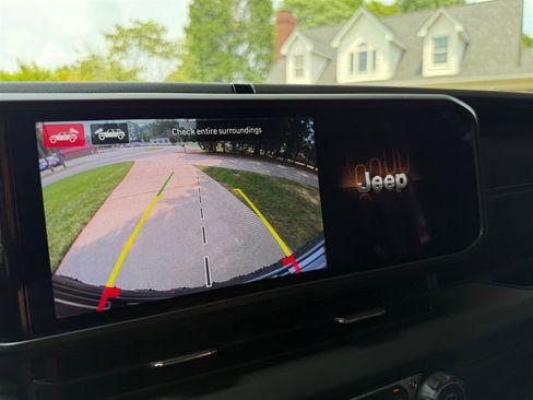 Used 2024 Jeep Wrangler Unlimited Rubicon 392 image 51