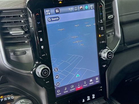 Used 2025 RAM 1500 Laramie image 28