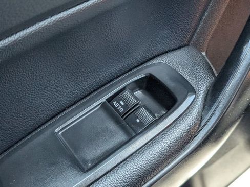 Used 2020 Ford Ranger XL RWD image 26