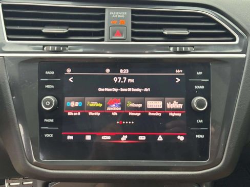 Used 2024 Volkswagen Tiguan SE R-Line w/ MDO Package, Three-Row FWD image 15