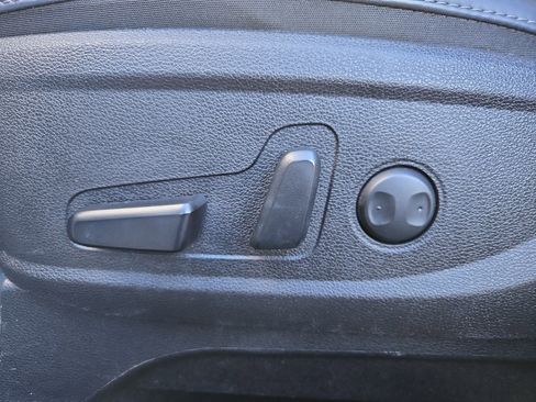 Used 2020 Kia Telluride S image 13