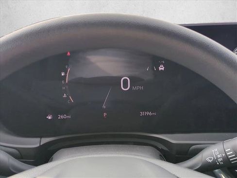 Used 2025 Buick Envista Preferred image 11