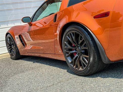 Used 2007 Chevrolet Corvette Z06 w/ Preferred Equipment Group RWD image 21