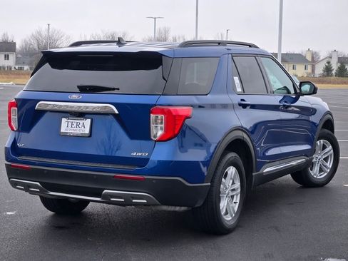 Used 2022 Ford Explorer XLT w/ Equipment Group 202A image 12