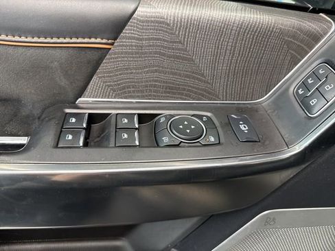 Used 2024 Ford F350 Platinum image 25