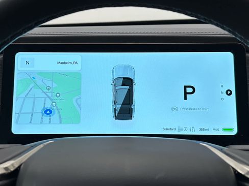 Used 2025 Rivian R1S Adventure image 29