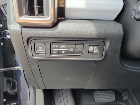 New 2025 GMC Hummer EV 2X image 13