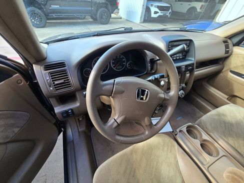 Used 2004 Honda CR-V EX image 10