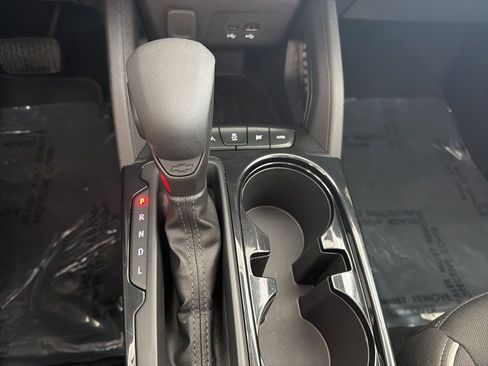 Used 2025 Chevrolet TrailBlazer LT w/ Driver Confidence Package image 18