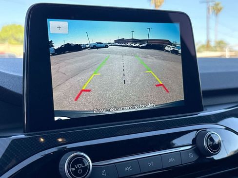 Used 2025 Ford Escape ST-Line image 21