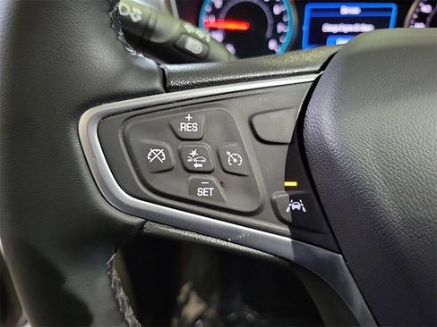 Used 2023 Chevrolet Equinox LT image 23