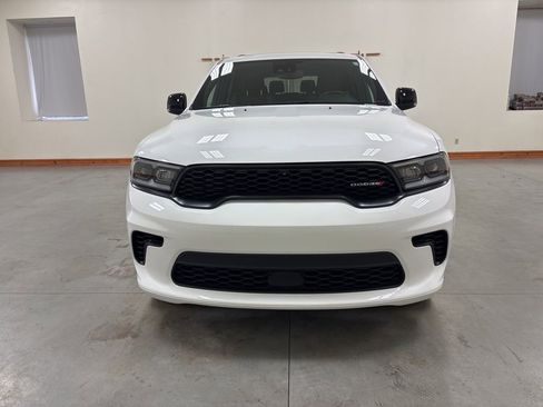 Used 2024 Dodge Durango GT image 3