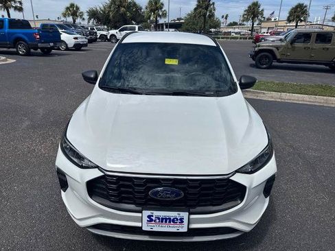 Certified 2023 Ford Escape ST-Line w/ Tech Pack #1 FWD image 6