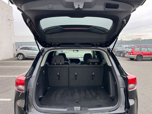 Used 2025 Chevrolet TrailBlazer LT image 29