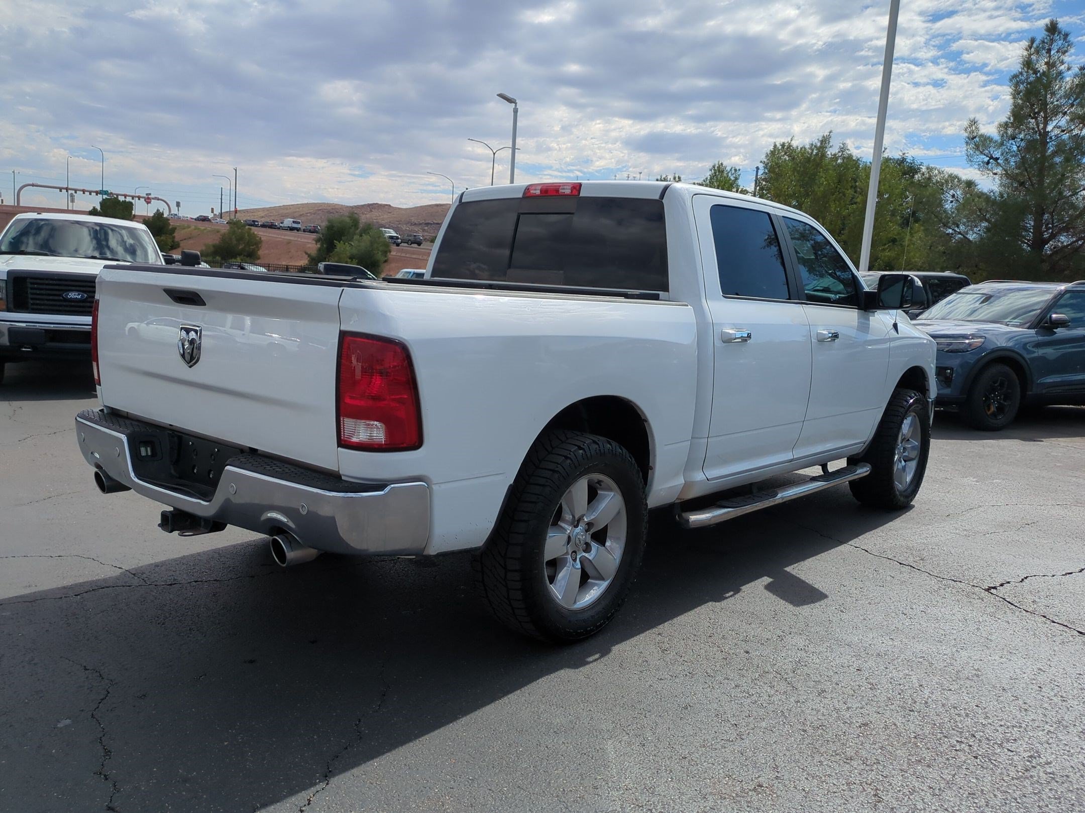 Used 2017 RAM 1500 Big Horn AWD/4WD image 3