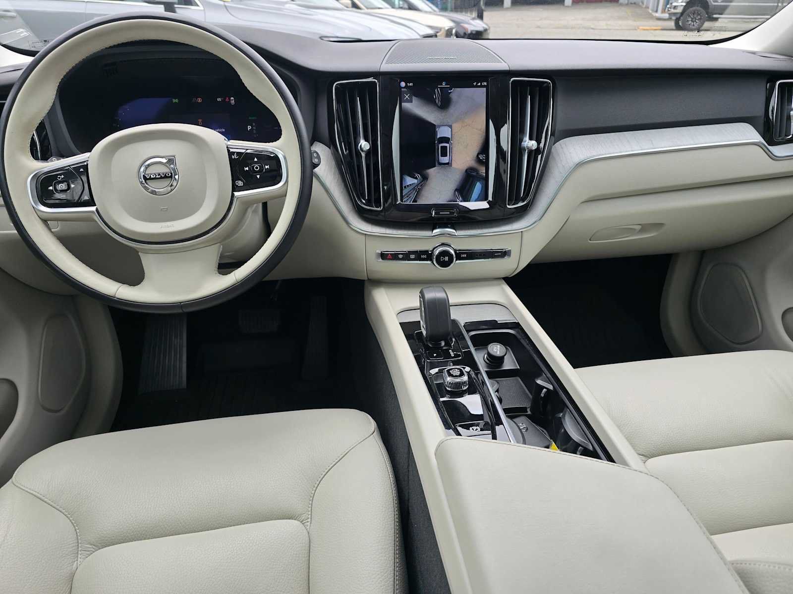 Certified 2024 Volvo XC60 T8 Plus w/ Protection Package Premier AWD/4WD image 18