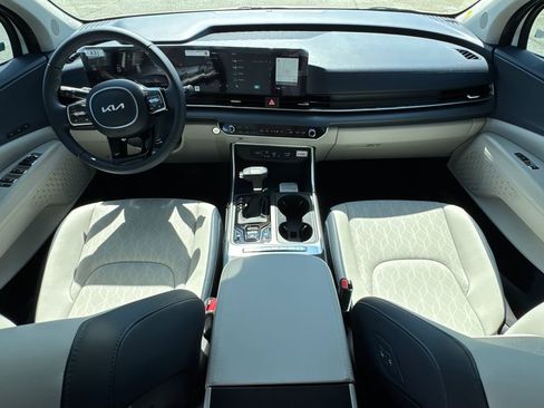 New 2026 Kia Carnival EX image 21