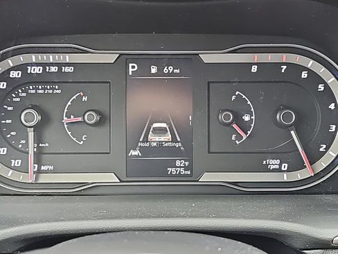 Used 2024 Hyundai Santa Cruz SE AWD/4WD image 18