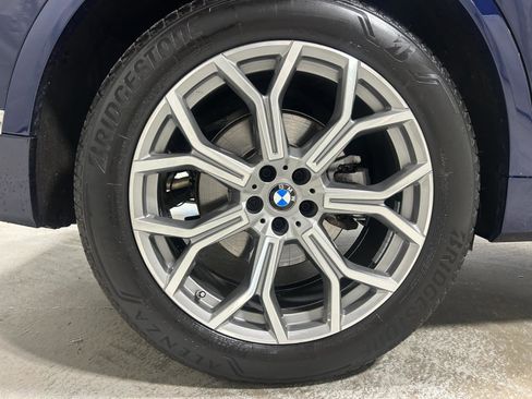 Certified 2023 BMW X7 xDrive40i w/ Climate Comfort Package image 28