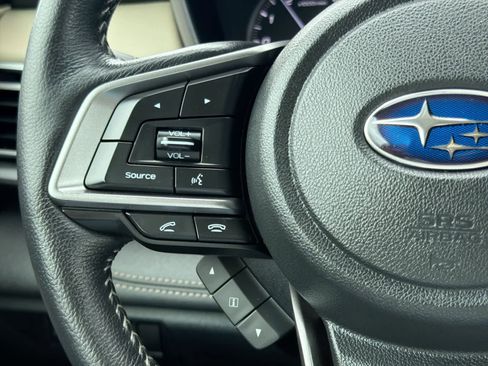 Used 2020 Subaru Outback Limited AWD/4WD image 25