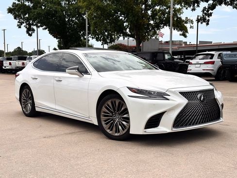 Used 2020 Lexus LS 500 w/ Accessory Package (Z2) RWD image 1