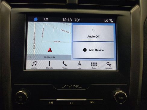 Used 2019 Ford Fusion SE FWD image 25