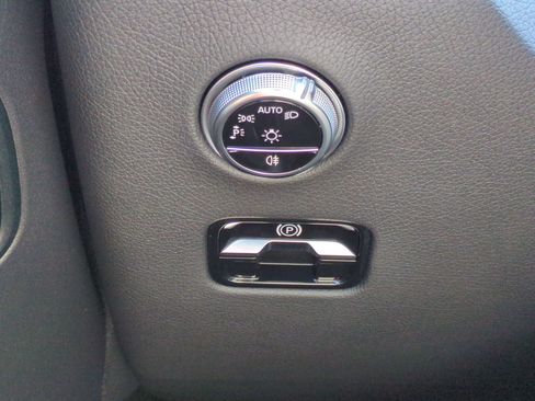 Certified 2024 Mercedes-Benz GLC 43 AMG 4MATIC image 16