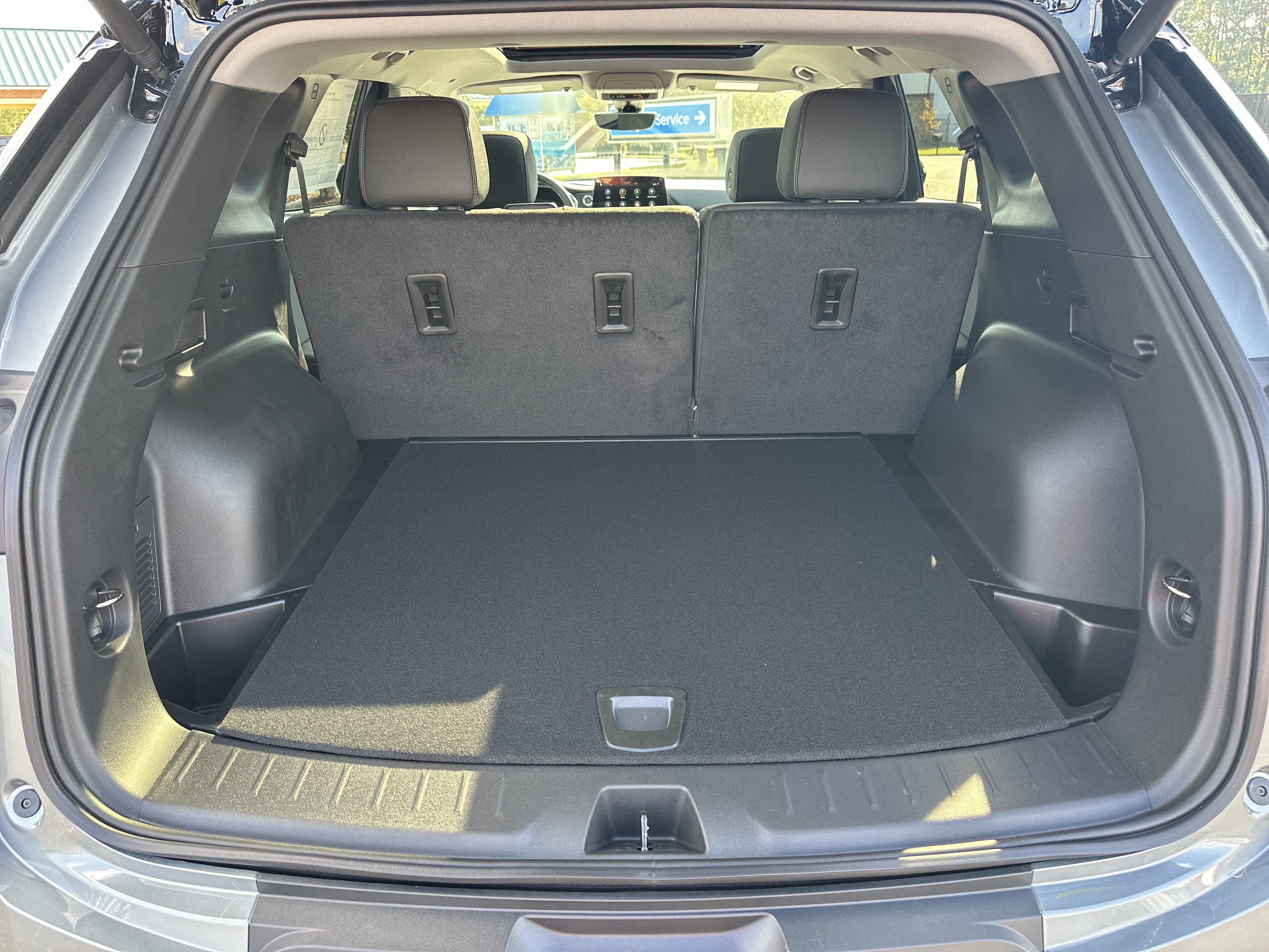 New 2026 Chevrolet Blazer LT w/ Sound & Technology Package FWD image 20