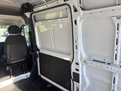 Used 2023 RAM ProMaster 2500 image 18