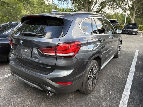 Used 2022 BMW X1 sDrive28i w/ Convenience Package FWD image 2