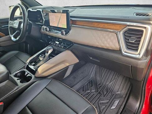 Used 2023 GMC Canyon Denali image 22