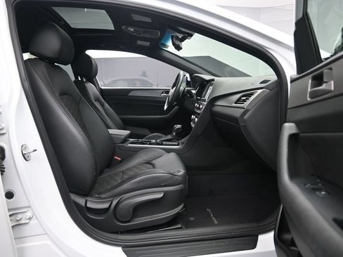 Used 2018 Hyundai Sonata Sport FWD image 26