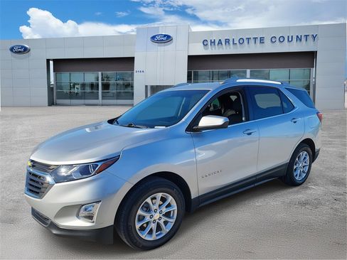 Used 2020 Chevrolet Equinox LT image 2