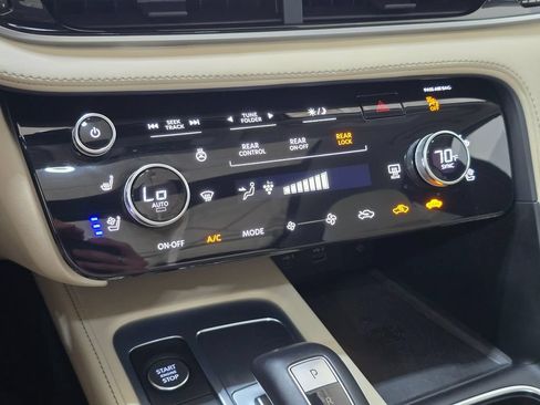 Used 2023 INFINITI QX60 Sensory w/ Vision Package AWD/4WD image 14