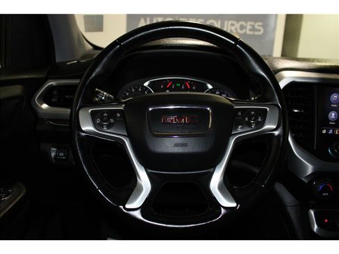 Used 2023 GMC Acadia SLT image 27