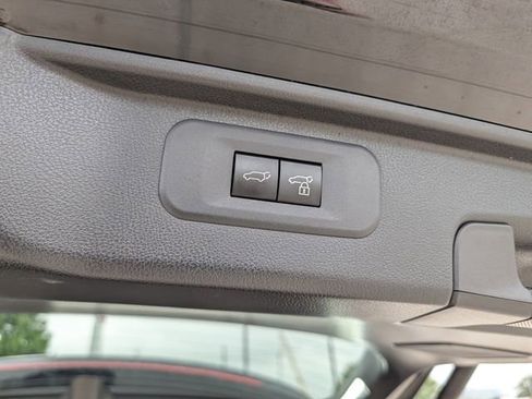 Used 2024 Toyota Grand Highlander AWD image 30