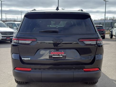 New 2025 Jeep Grand Cherokee L Altitude image 7