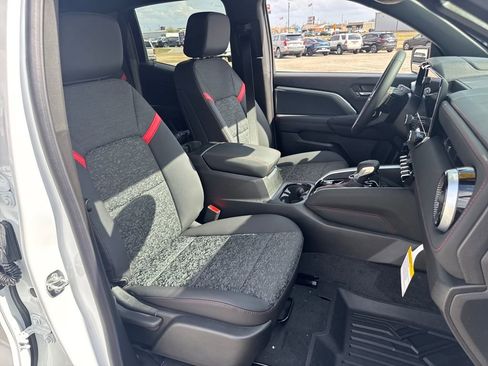 New 2026 Chevrolet Colorado Z71 image 11