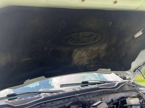 Used 2017 Ford F250 XL w/ Power Equipment Group AWD/4WD image 19