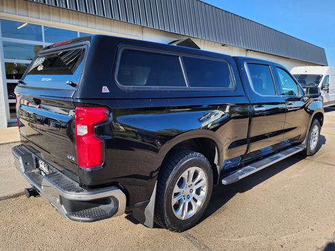 Used 2024 Chevrolet Silverado 1500 LTZ AWD/4WD image 8