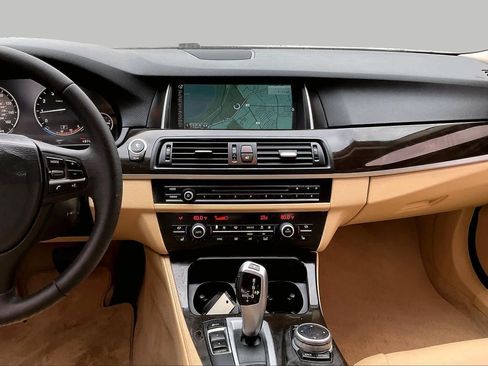 Used 2014 BMW 528i Sedan RWD image 7