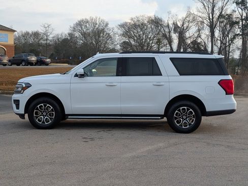 Used 2023 Ford Expedition Max XLT image 12